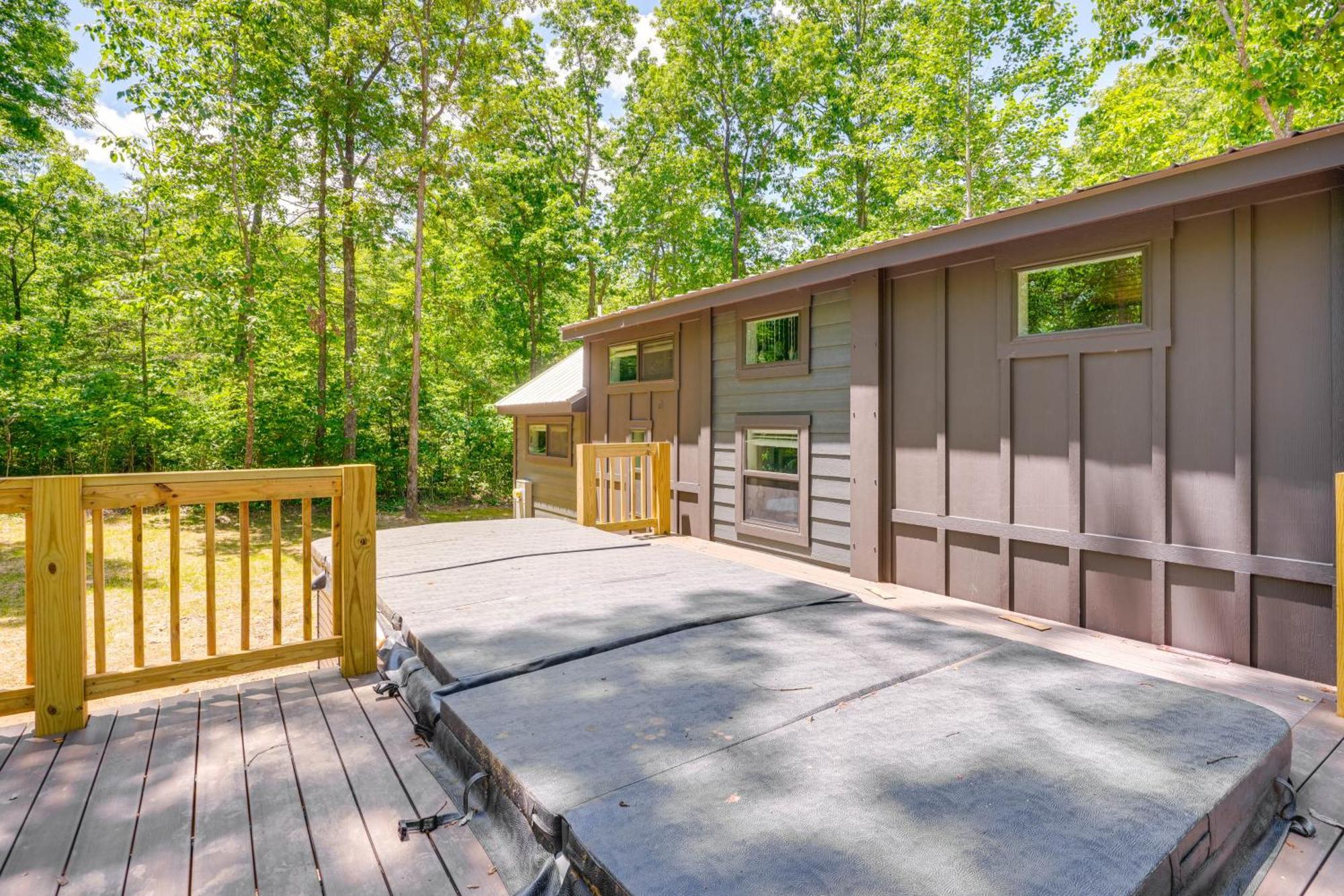 Monteagle Cabin With Swim Spa, Sauna And Fire Pit! Extérieur photo