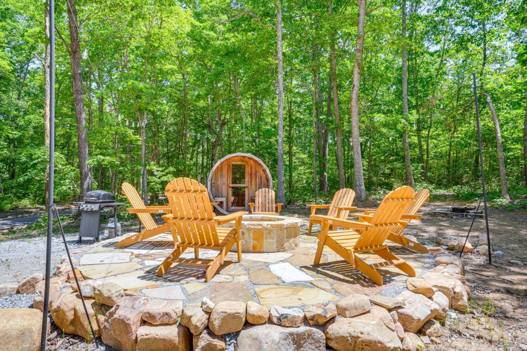 Monteagle Cabin With Swim Spa, Sauna And Fire Pit! Extérieur photo